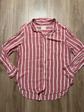 American Eagle Outfitters Red and White Striped Oversized Shirt L